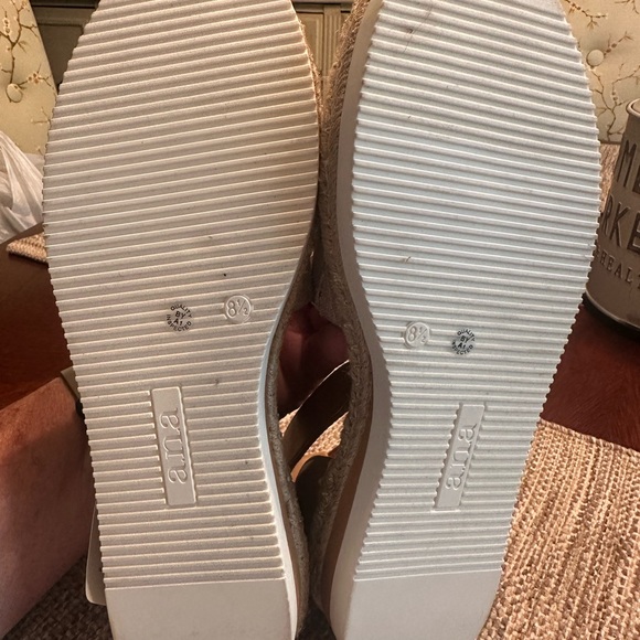 Ana strap sandals size 8.5 - Picture 4 of 5